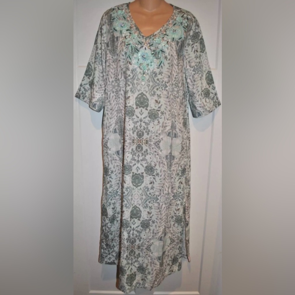 SOFT SURROUNDINGS Amirah Beaded Caftan Maxi Dress size PS Never Worn